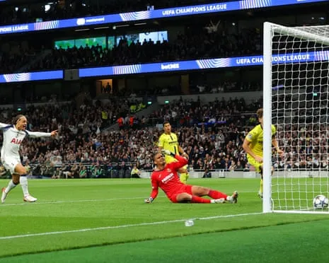 Goalkeeper Luiz's Crucial Error Gifts Spurs First Victory